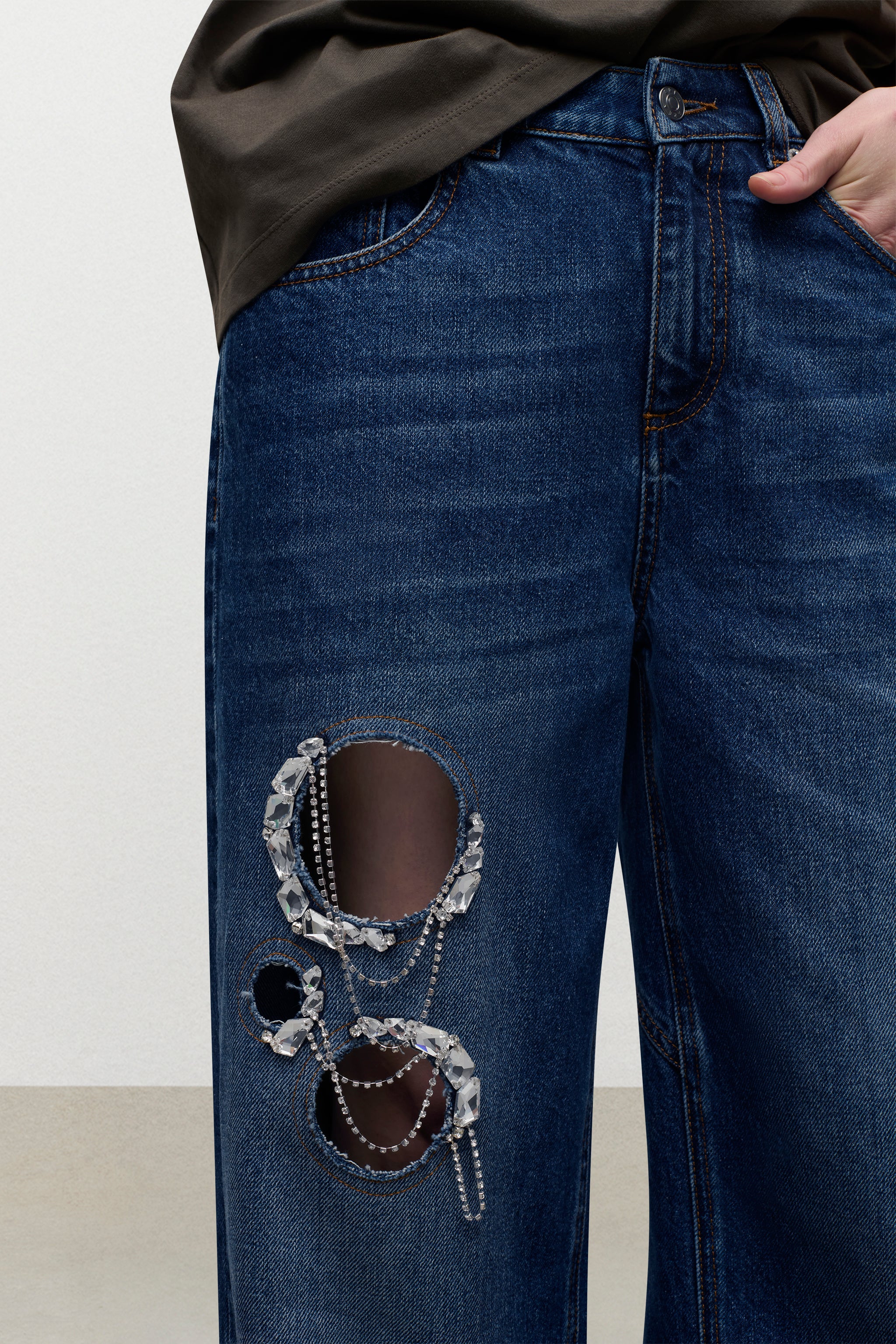 Crystal Chain Cutout Relaxed Jean - Image 5