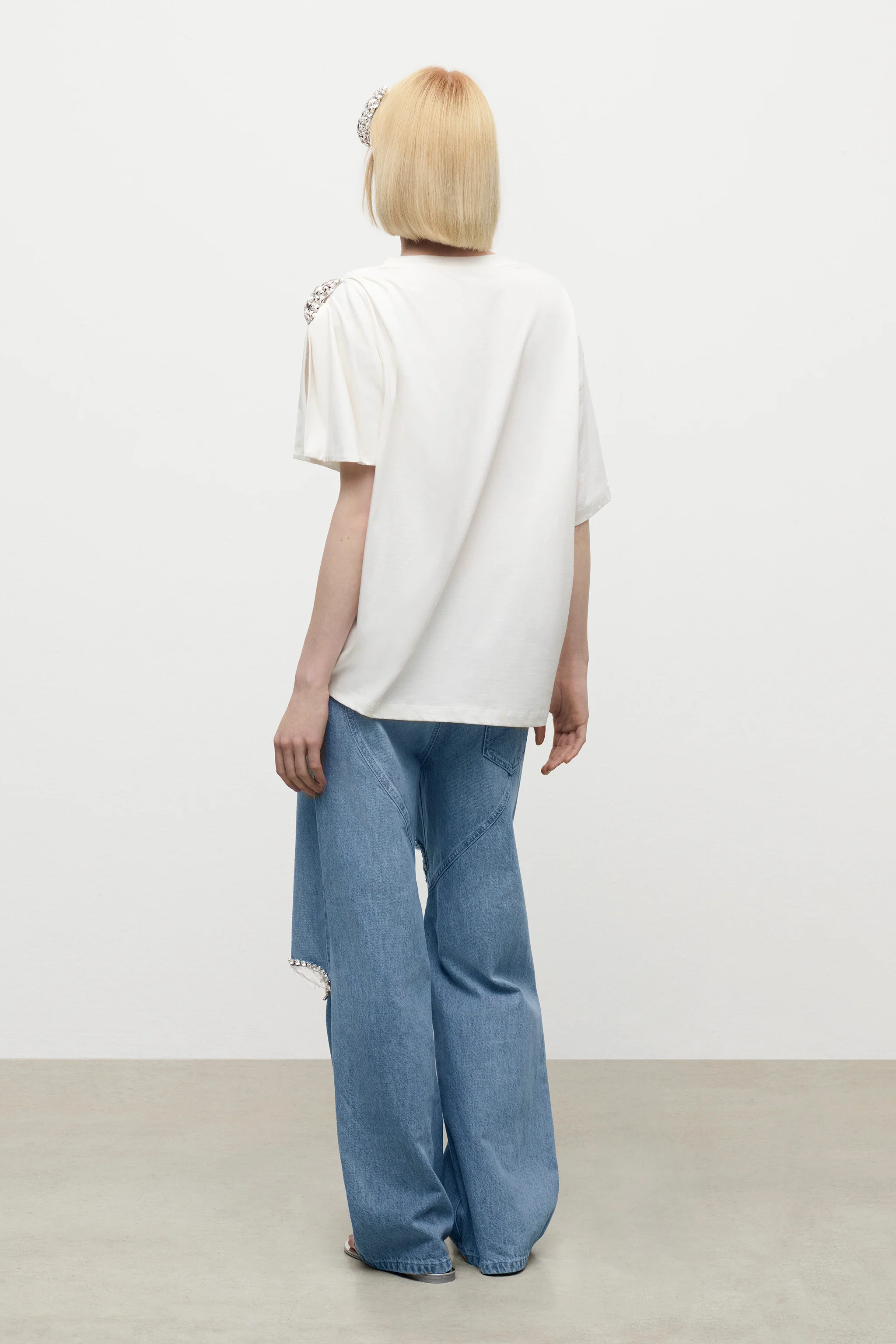 Distressed Crystal Relaxed Slit Jean - Image 4